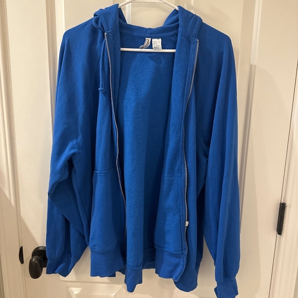 zip up hoodie - Picture 1 of 2